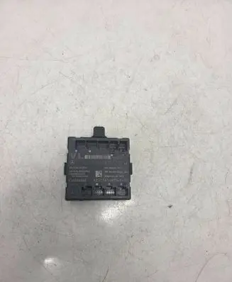 Mercedes-Benz CLA C117 X117 W117 Door control unit/module A1669000218 A1669025208 A1669013701