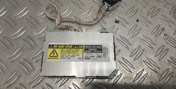 Lexus RX 300 Headlight ballast module Xenon 8596751010 3900077511