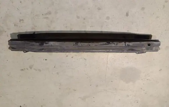 Volkswagen PASSAT B6 Rear beam 