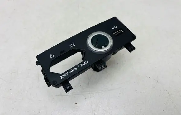 Skoda Superb B8 (3V) USB socket connector 5Q0919341