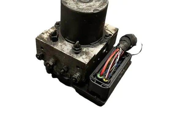 BMW 5 E60 E61 ABS Pump 34516767235 0265950315