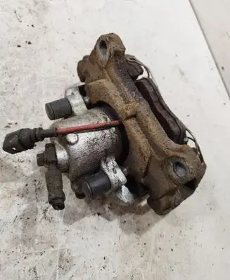 Volkswagen PASSAT B6 Front brake caliper