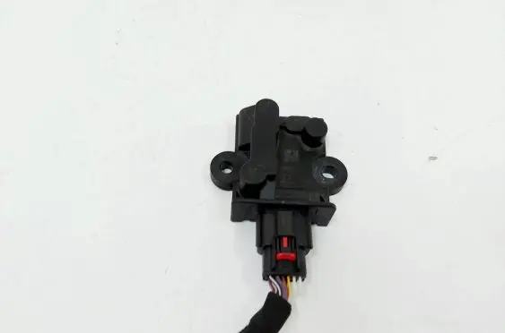 Ford Kuga III Fuel pump relay LX6A-9D370-BB