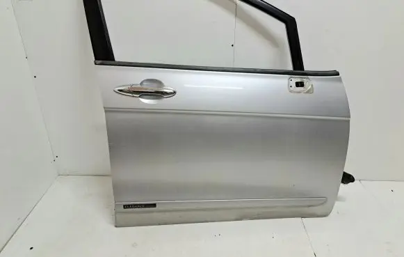 Honda FR-V Front door
