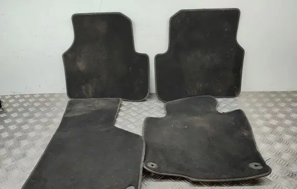 Volkswagen PASSAT CC Car floor mat set 3C1863011