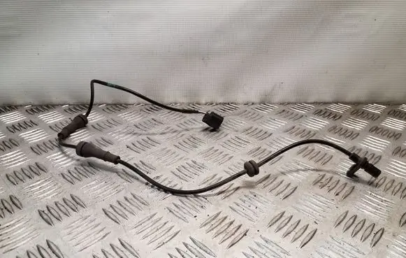 Nissan Juke I F15 ABS rear brake sensor 479011KA0A