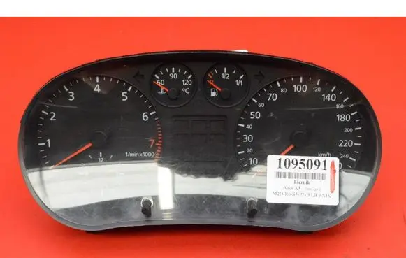 Audi A3 S3 8L Speedometer (instrument cluster) 8L0919860E