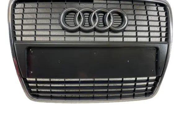 Audi A6 S6 C6 4F Front bumper upper radiator grill 4F0853651S