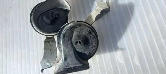 Mazda 3 I Horn signal
