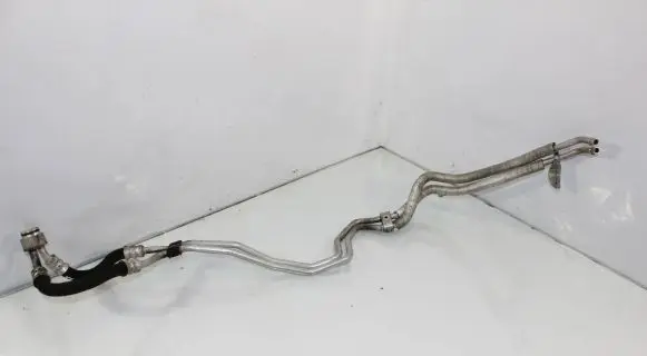 BMW X5M E70 Gearbox oil cooler pipe/hose 7576384 7576386