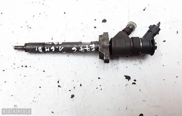 Citroen C3 Picasso Fuel injector 0445110311