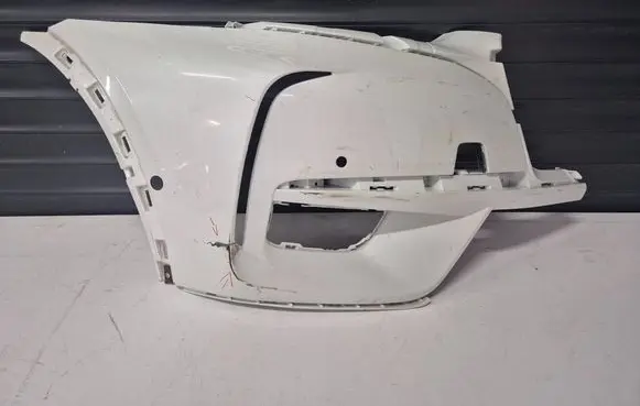 Citroen DS7 Crossback Front bumper corner part panel trim 982032377
