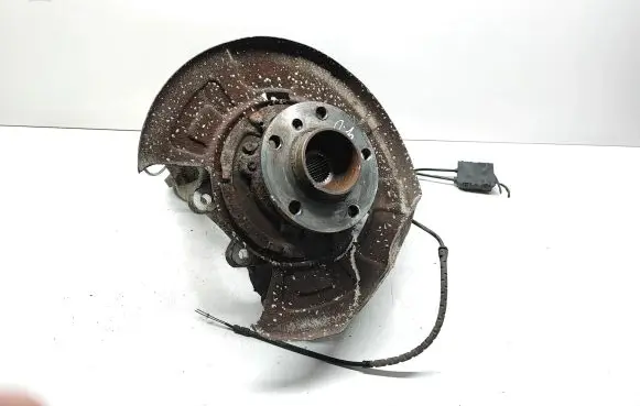 BMW X5 E70 Rear wheel hub spindle/knuckle 6770984