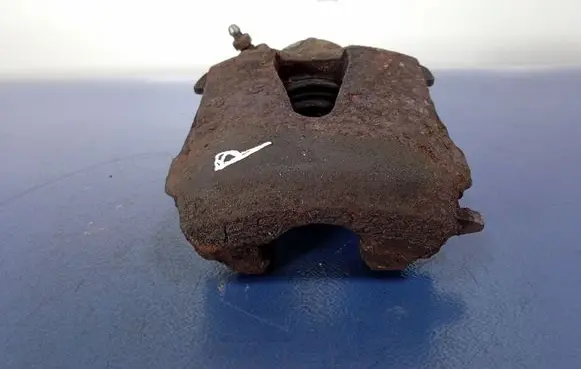 Skoda Fabia Mk1 (6Y) Front brake caliper