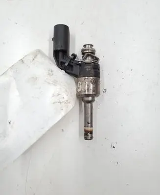 Skoda Octavia Mk2 (1Z) Fuel injector 03C906036F