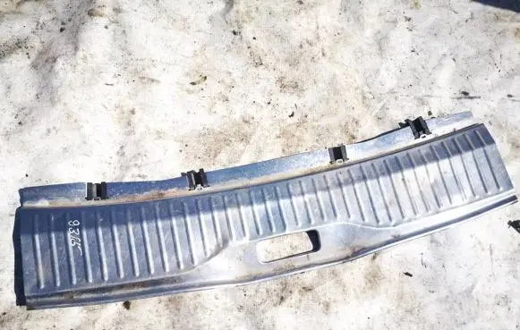 Opel Astra H Other trunk/boot trim element 13203619