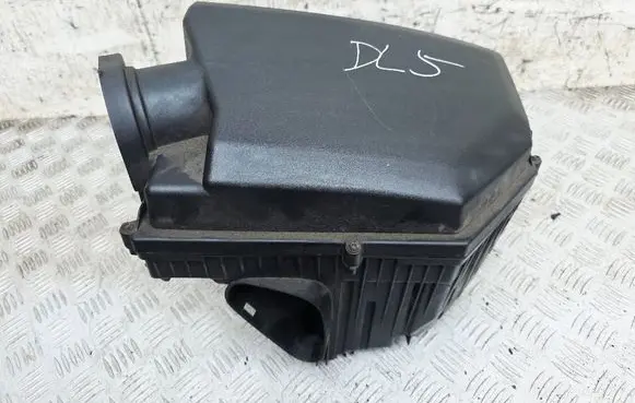 Air filter box