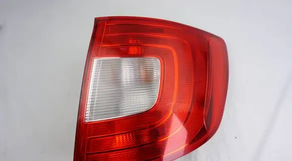 Skoda Superb B6 (3T) Rear/tail lights 3T9945096R