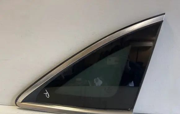 Mercedes-Benz EQC Rear side window A2936701600