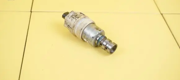 Mercedes-Benz B W246 W242 Oil pressure sensor A6511800315 651901