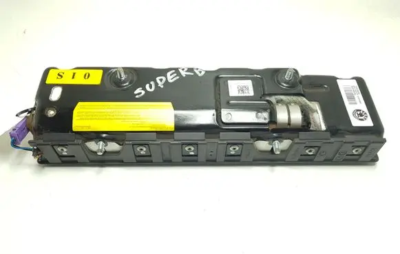 Skoda Superb B6 (3T) Knee airbag 3T2880841B