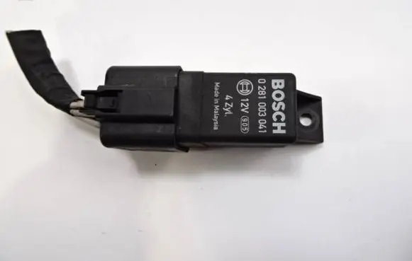 Opel Antara Glow plug pre-heat relay 96440063 100326