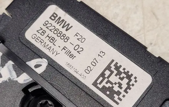 BMW 1 F20 F21 Aerial antenna filter 922688802