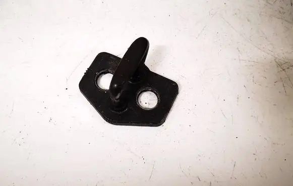 Volvo V70 Rear door lock loop/hook striker 9159920