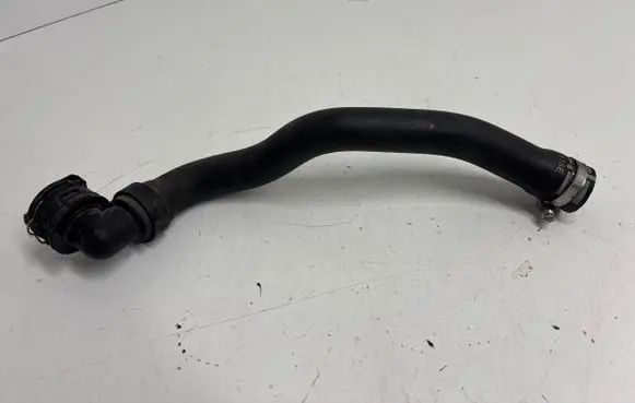 Citroen DS7 Crossback Engine coolant pipe/hose 9813941680