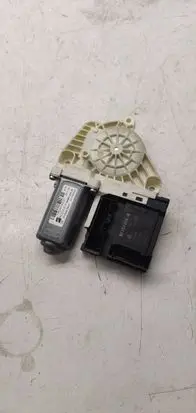 Seat Leon (1P) Front door electric window regulator 1P0837402D 1T0959702F 983607350