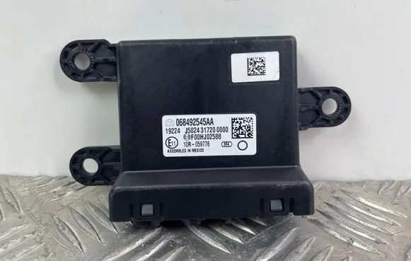 Jeep Grand Cherokee Other control units/modules 068492545AA