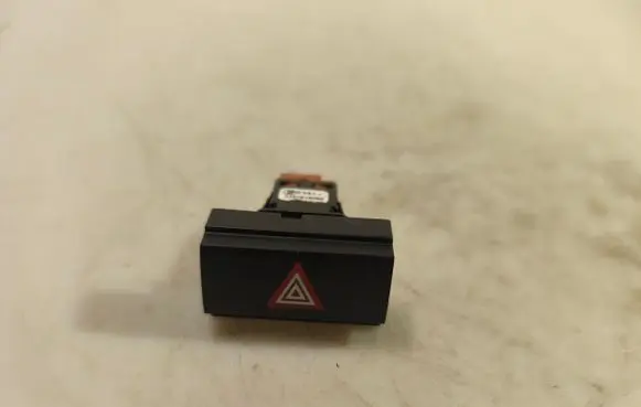 Fiat Scudo Hazard light switch 9809181677