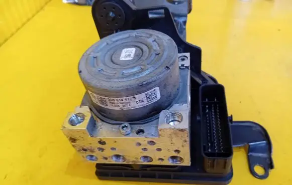 Volkswagen PASSAT B8 ABS Pump 3Q0907379S