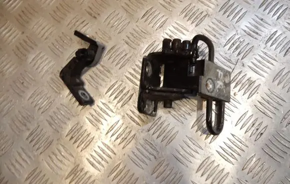 Front door hinge set