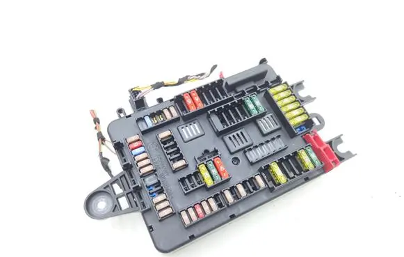BMW 1 F20 F21 Fuse module 926111102 19178000001 13052012