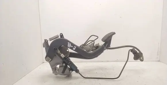 BMW 3 E46 Pedal assembly 35112229128