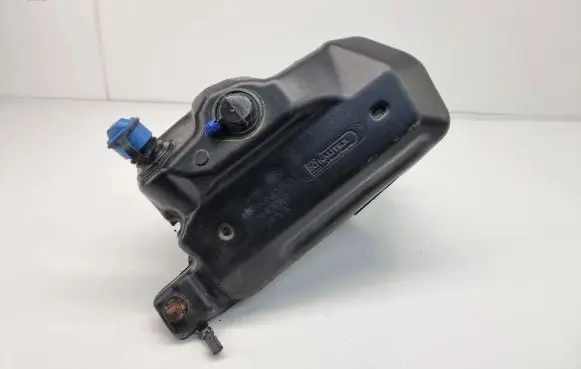 Jaguar F-Pace AdBlue liquid reservoir HK835J228A