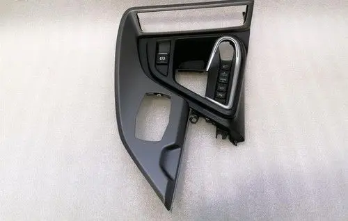 BMW 5 G30 G31 G38 Engine cover (trim) 51169284828