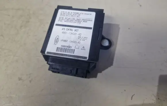 Ford Focus Comfort/convenience module 4M5113K031AD