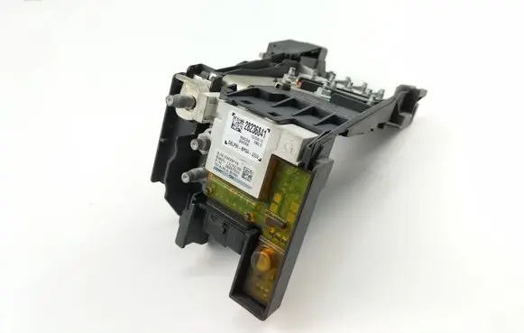 Peugeot 308 Fuse module 28236841