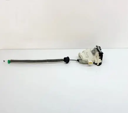 Audi Q3 8U Rear door lock 4G0839015C