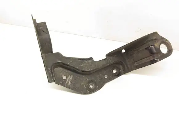 Audi A4 S4 B7 8E 8H Intercooler pipe mounting bracket 8E0145813F