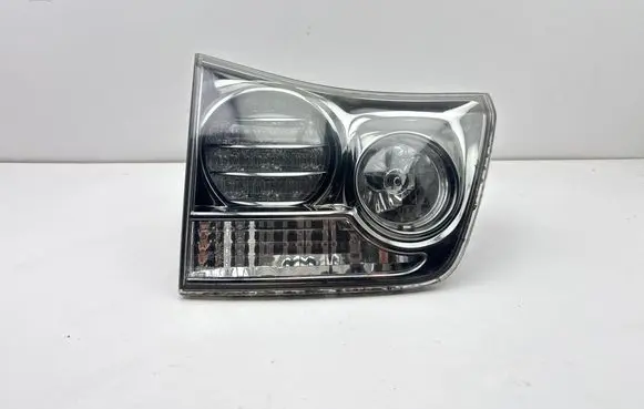 Lexus RX 330 - 350 - 400H Tailgate rear/tail lights E131409