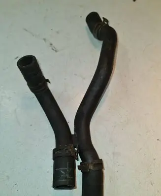 Volkswagen Touran I Engine coolant pipe/hose 1K0819350B 9008165A