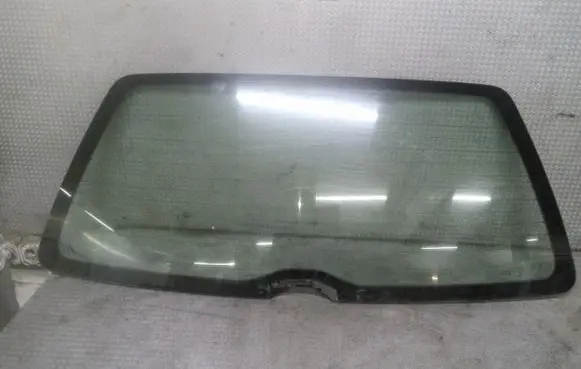 Volkswagen PASSAT B4 Rear windscreen/windshield window 