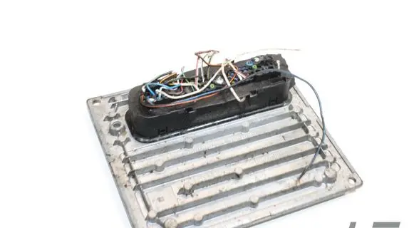 Ford Ka Engine control unit/module 6S5112A650EA
