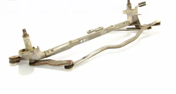 Mazda 5 Front wiper linkage 