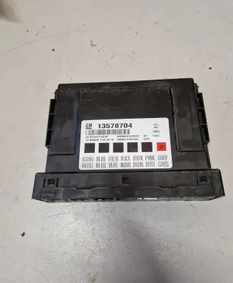 Opel Insignia A Comfort/convenience module 13578704 F00HJ00746