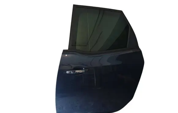 Opel Meriva B Rear door