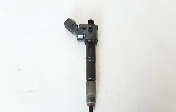 Fuel injector